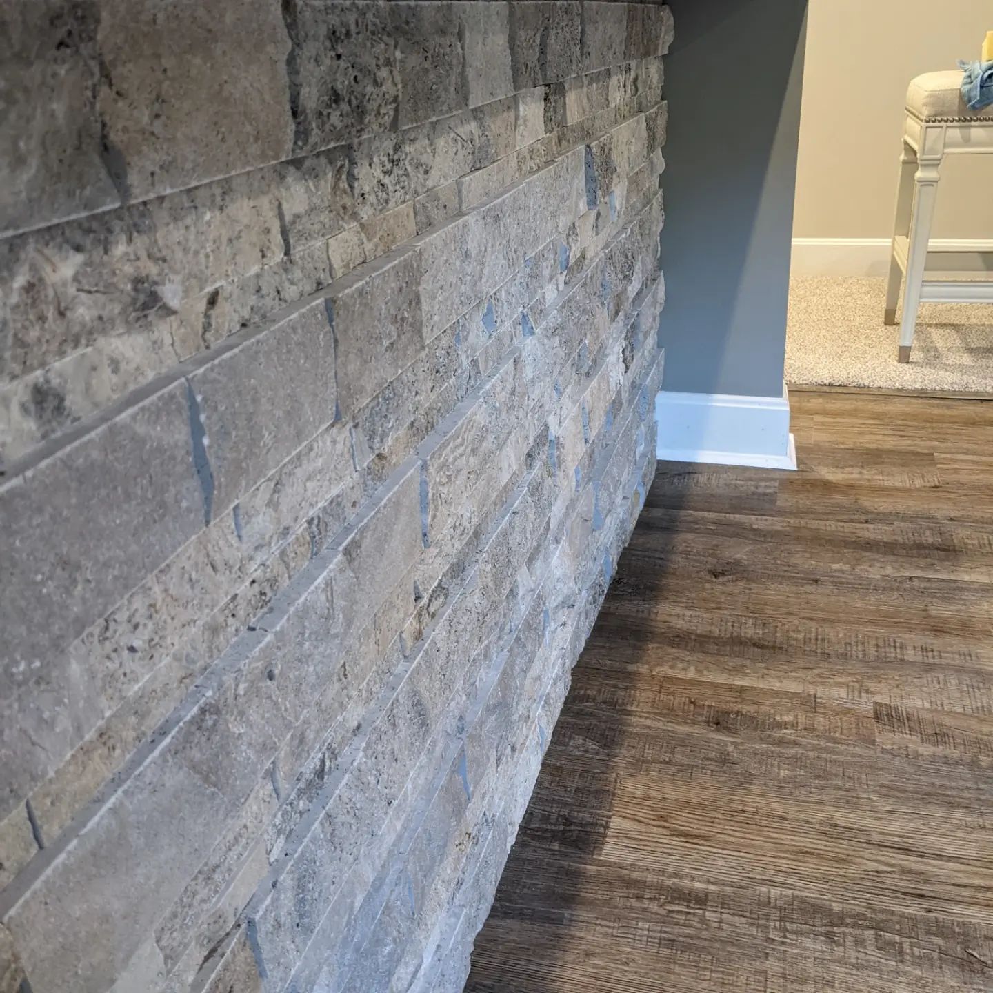 Bar Backsplash and Counter - Stacked Stone