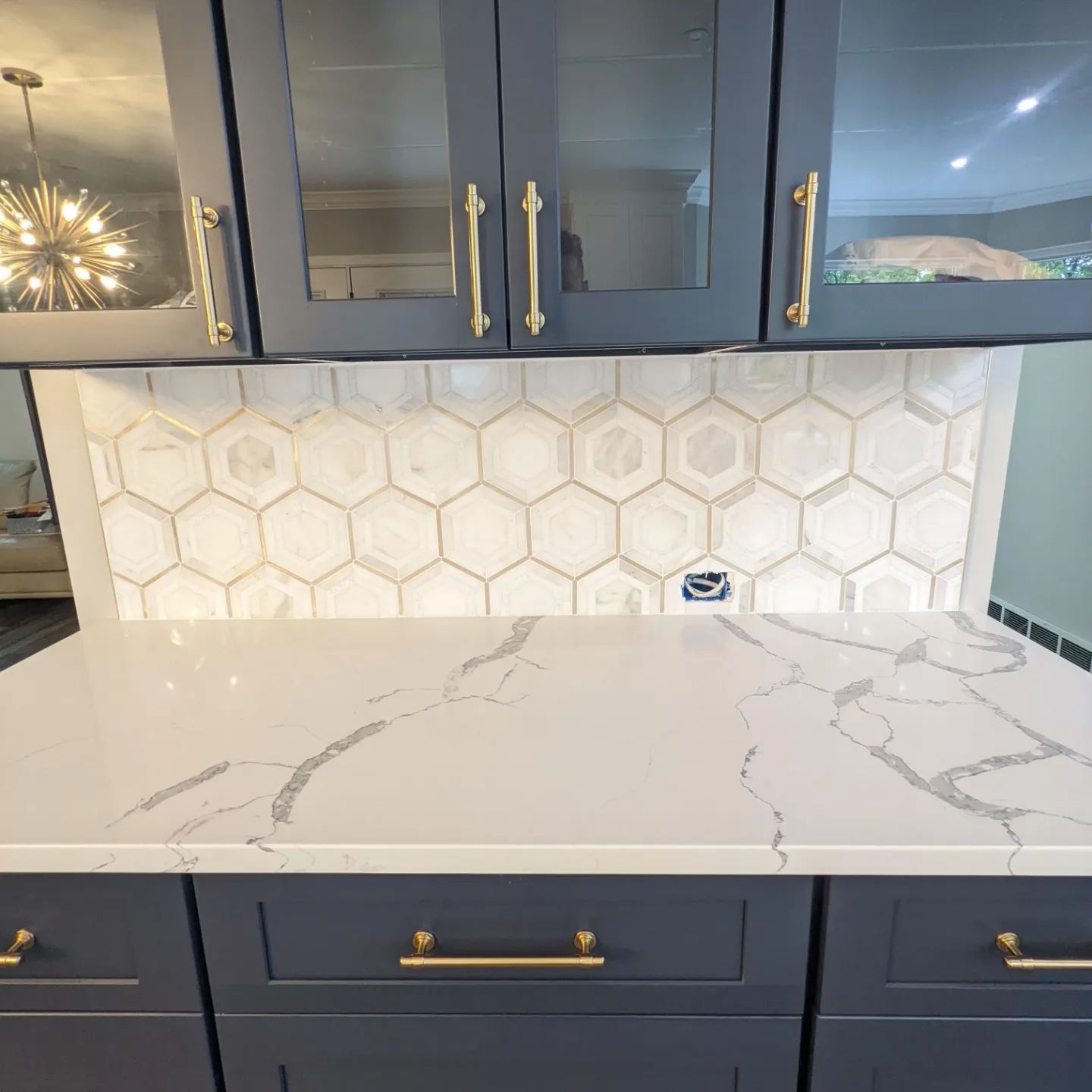 Kitchen Backsplash and Bar Back
